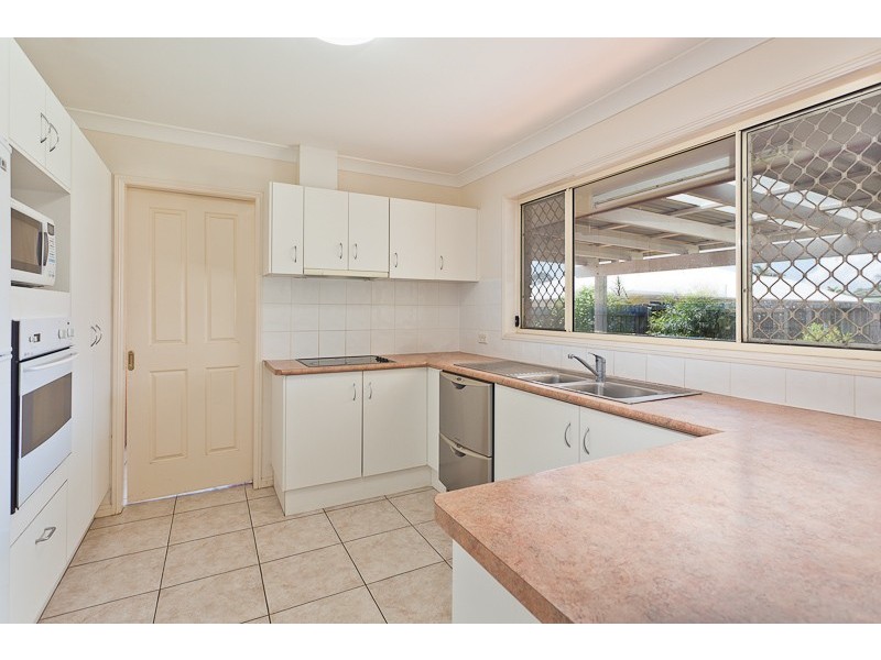 8 Melody Street, Victoria Point QLD 4165