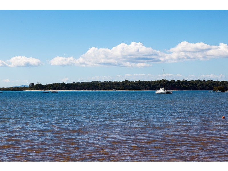 8 Melody Street, Victoria Point QLD 4165