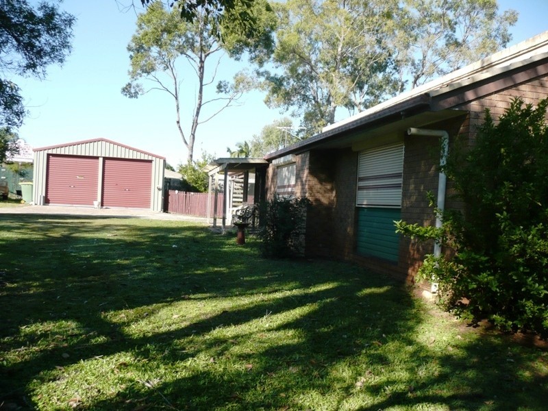 1 Poinciana Avenue, Victoria Point QLD 4165