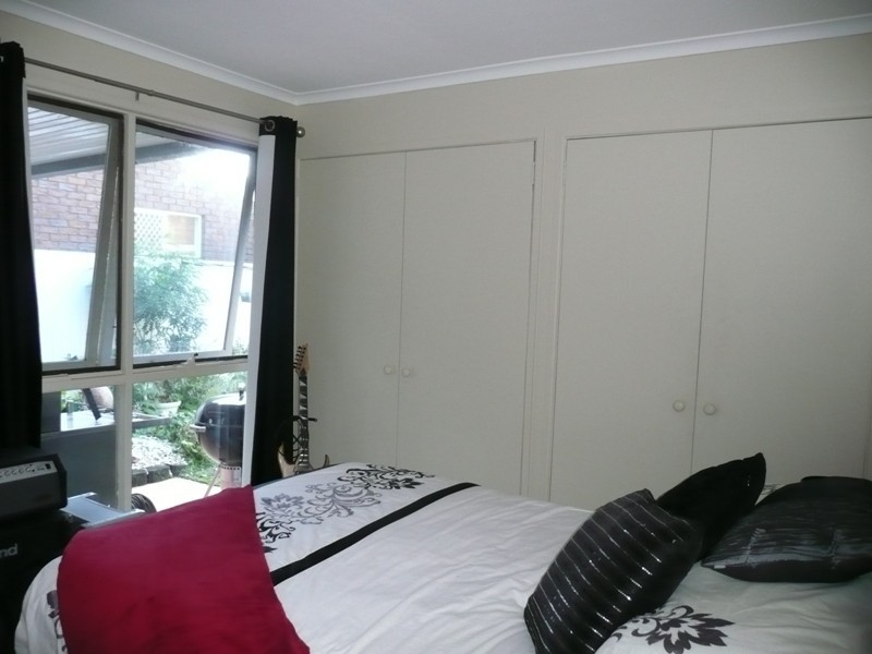 8 Strachan Road, Victoria Point QLD 4165