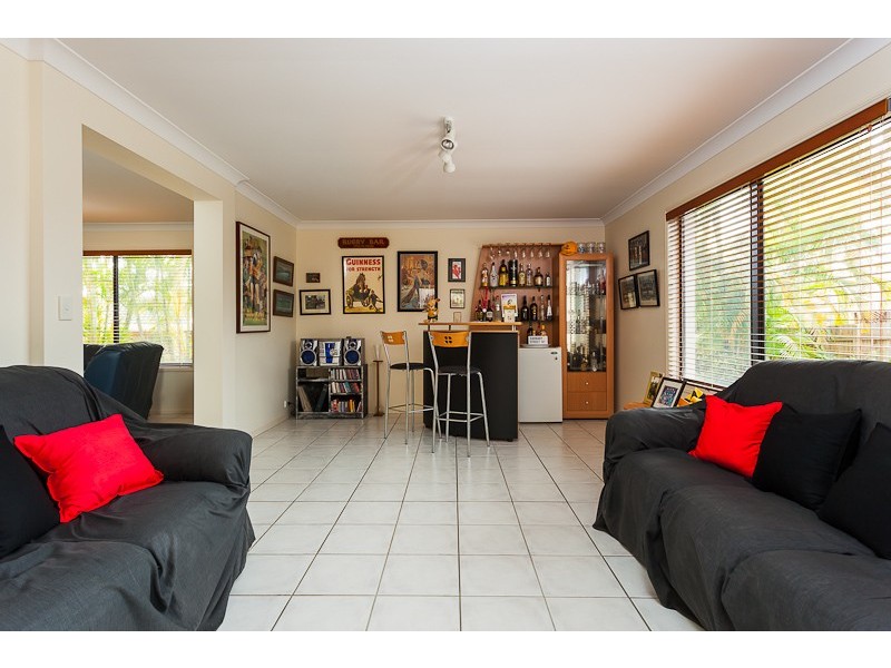 9 Canaipa Court, Victoria Point QLD 4165