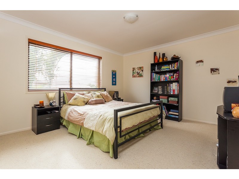 9 Canaipa Court, Victoria Point QLD 4165