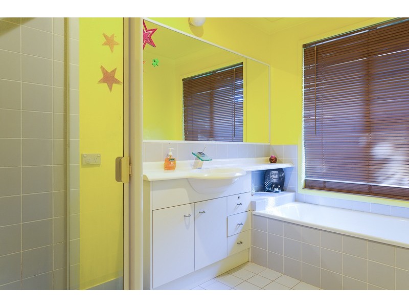 16 Weber Court, Victoria Point QLD 4165