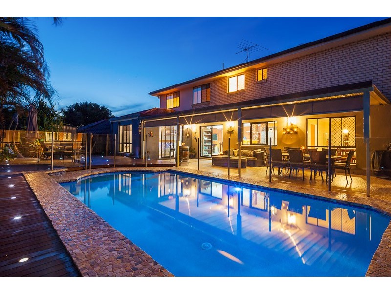 4 Lakefield Drive, Victoria Point QLD 4165