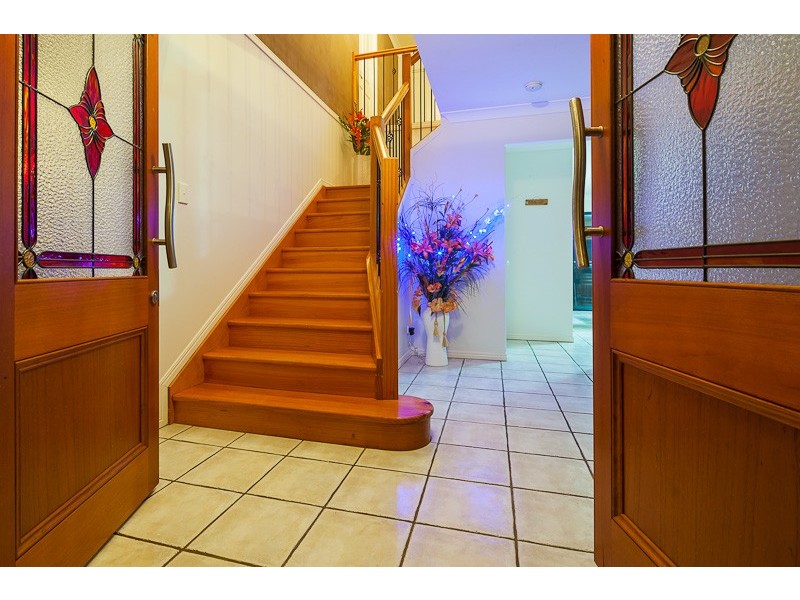 4 Lakefield Drive, Victoria Point QLD 4165