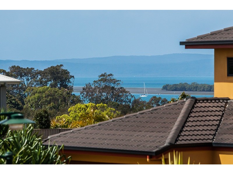 12 Irwin Place, Redland Bay QLD 4165
