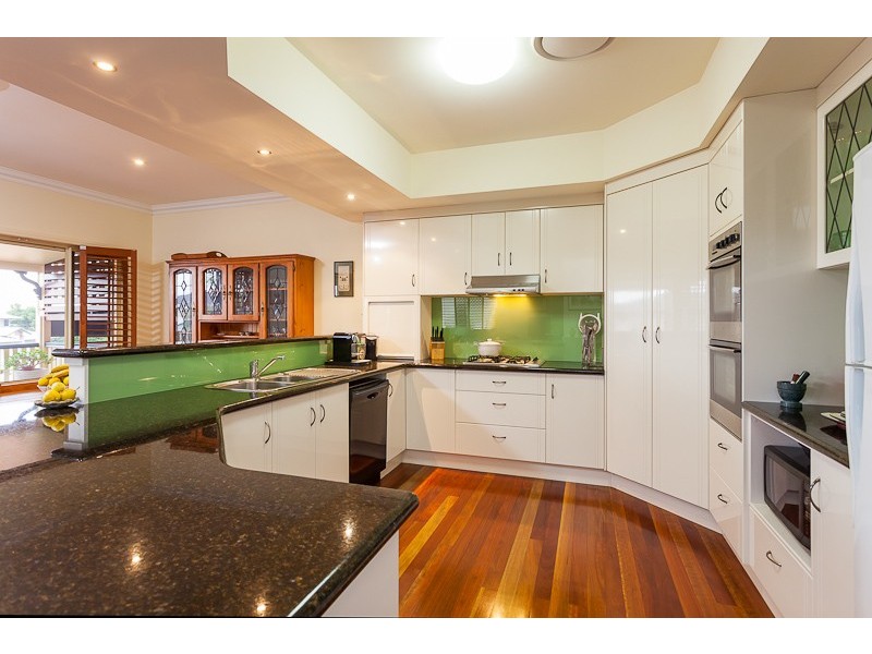 12 Irwin Place, Redland Bay QLD 4165