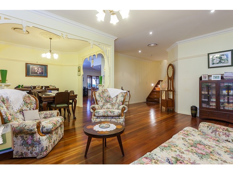 12 Irwin Place, Redland Bay QLD 4165