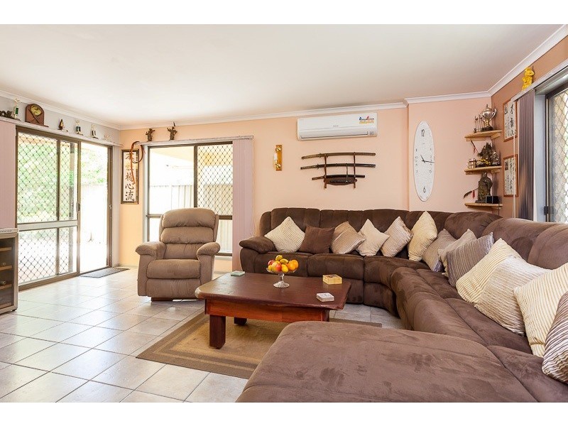 14 St Andrews Avenue, Birkdale QLD 4159