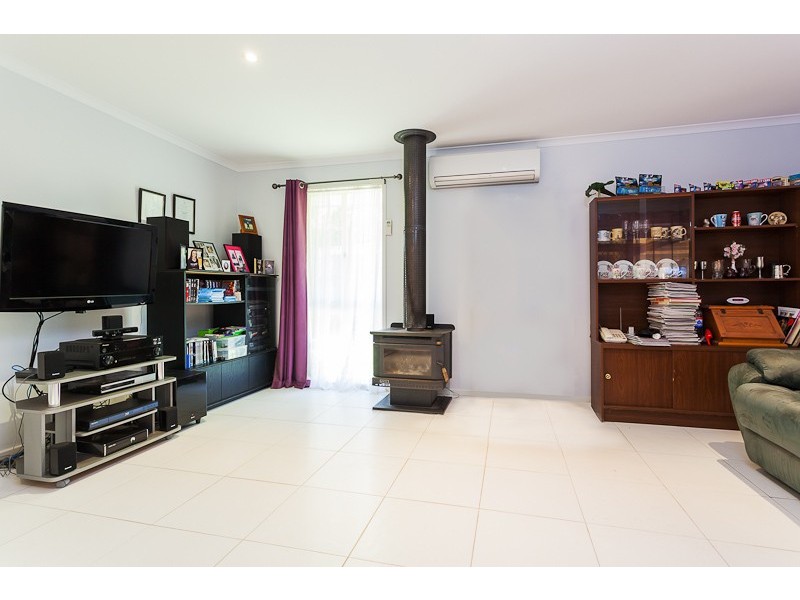 9 Muirhead Court, Victoria Point QLD 4165