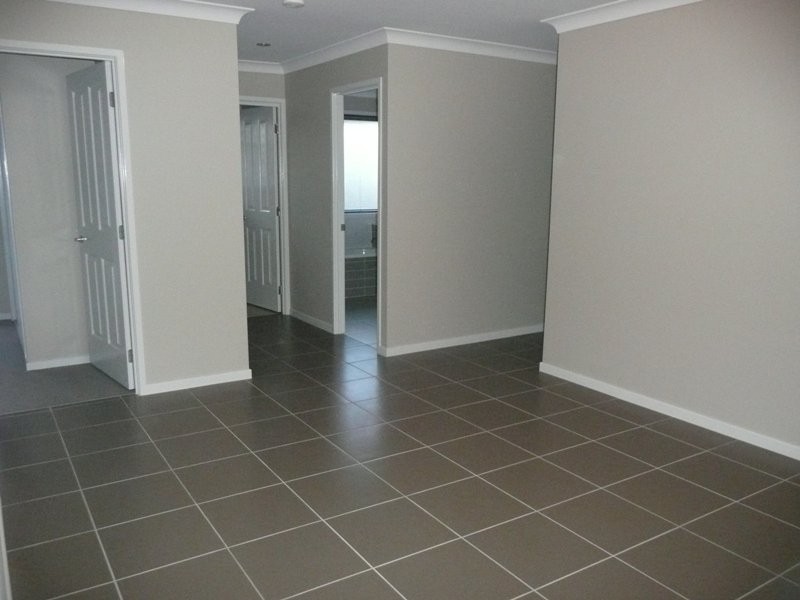 8 Estuary Avenue, Victoria Point QLD 4165
