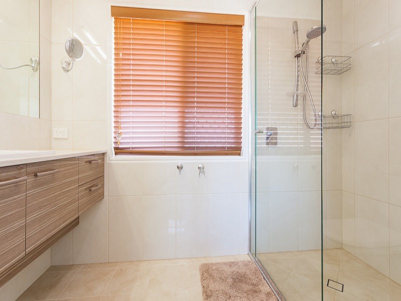 5 Beachside Court, Victoria Point QLD 4165