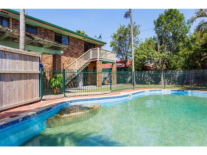 13 Strachan Road, Victoria Point QLD 4165