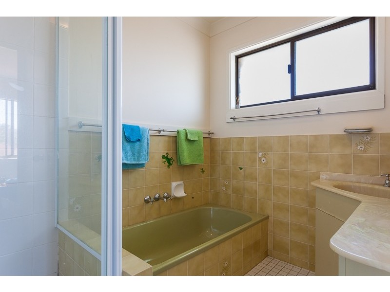 13 Strachan Road, Victoria Point QLD 4165