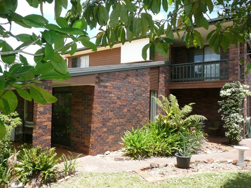 12 Albatross Street, Victoria Point QLD 4165