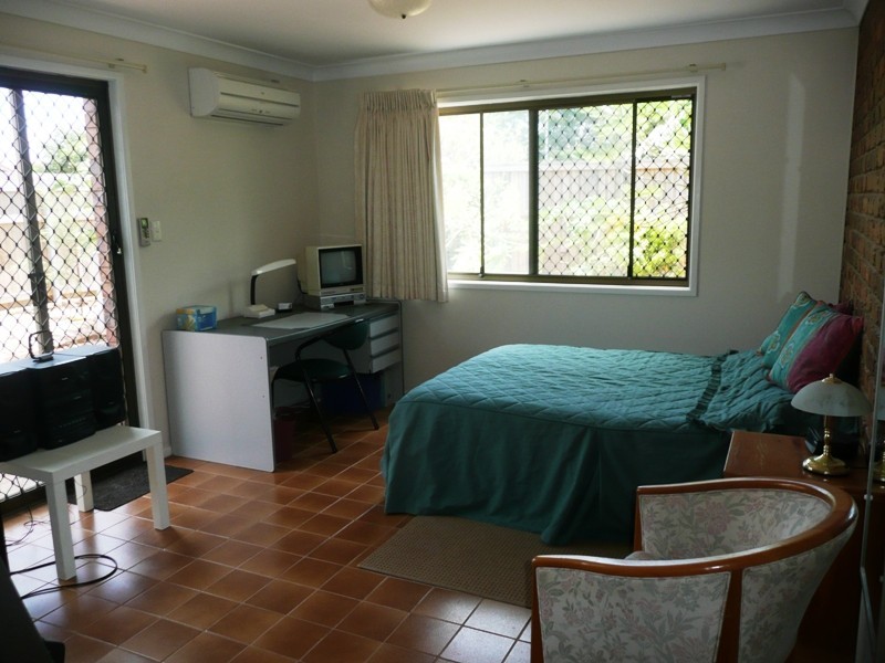 12 Albatross Street, Victoria Point QLD 4165