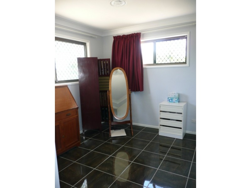 12 Albatross Street, Victoria Point QLD 4165