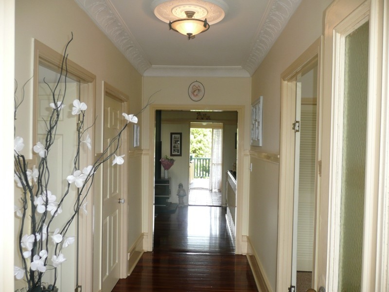 16 Moore Street, Victoria Point QLD 4165