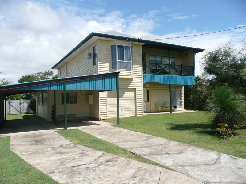 16 Moore Street, Victoria Point QLD 4165