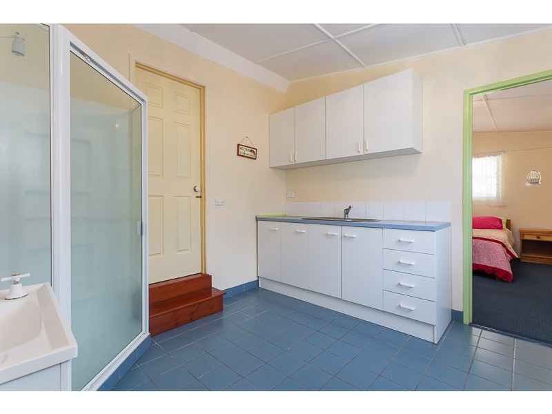 16 Moore Street, Victoria Point QLD 4165