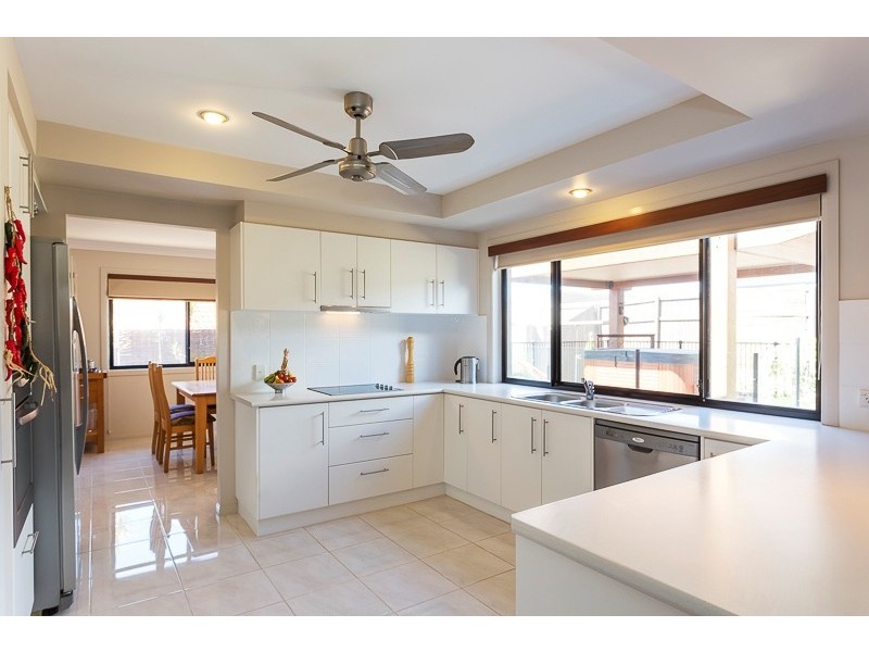 40 Tudar Place, Thornlands QLD 4164