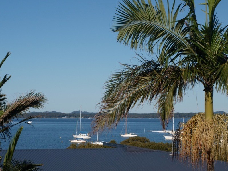 8 Finuge Court, Victoria Point QLD 4165