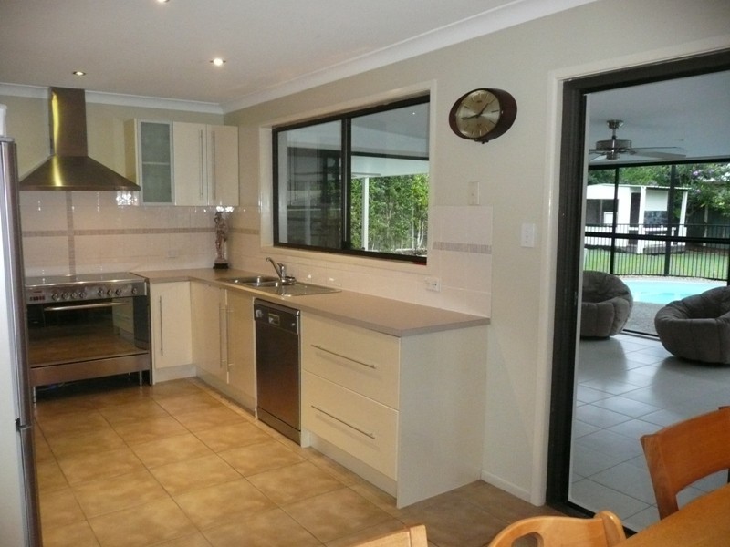 4 Brosnan Drive, Capalaba QLD 4157