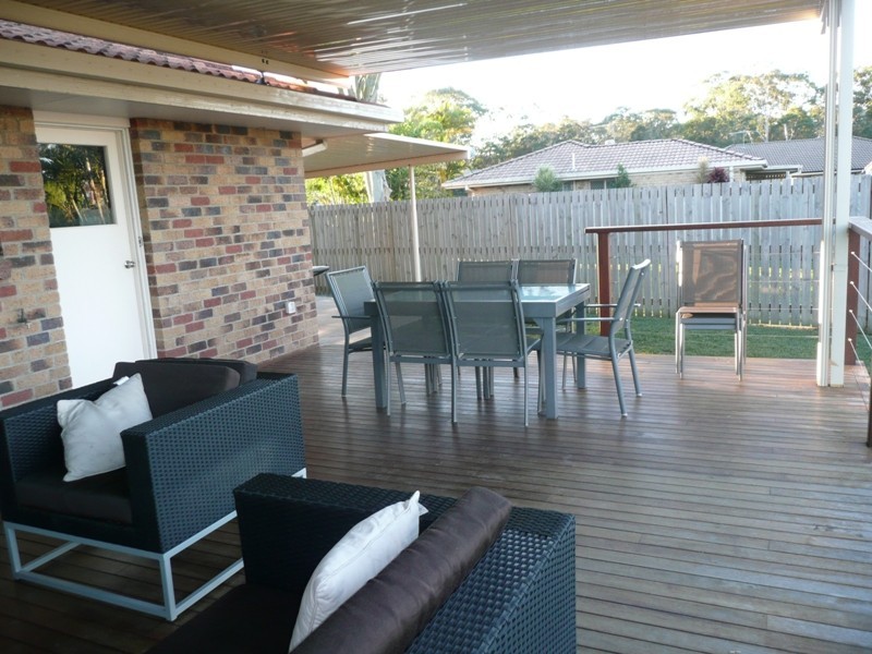 15 Babamande Street, Redland Bay QLD 4165