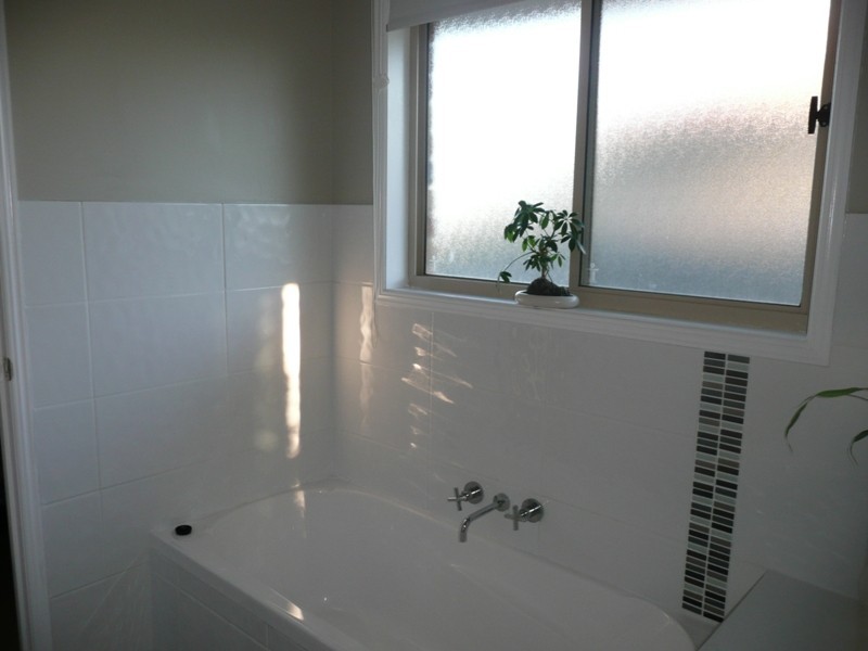 15 Babamande Street, Redland Bay QLD 4165
