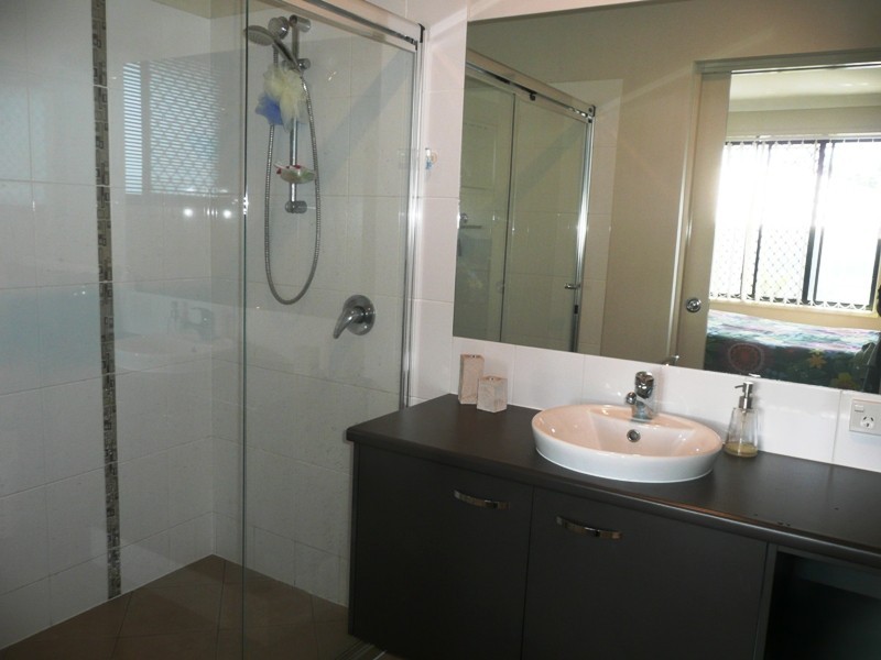 25 Parklane Road, Victoria Point QLD 4165