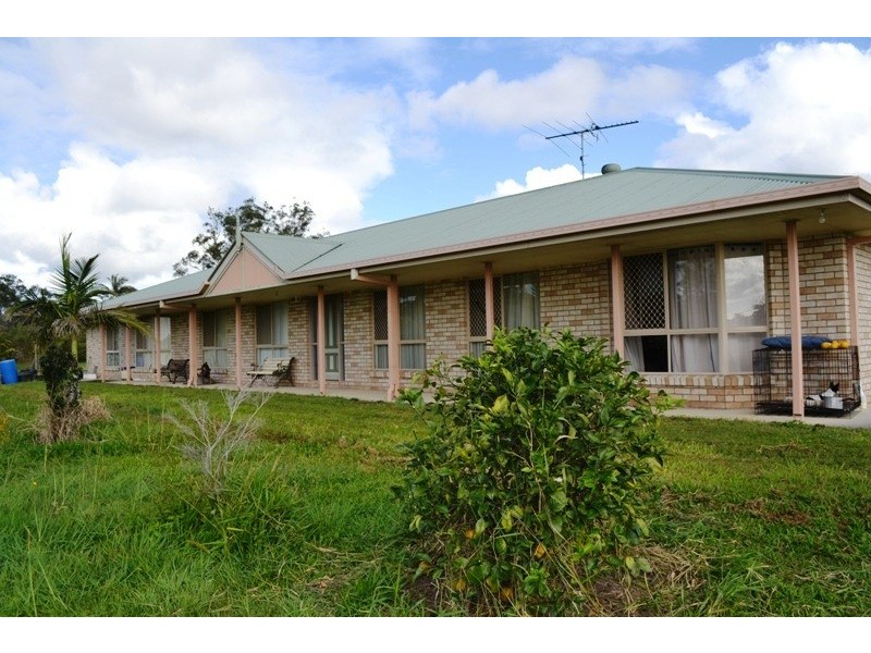91 Orchard Rd, Redland Bay QLD 4165