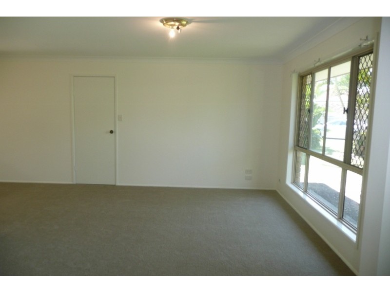 4 Jeanne Drive, Victoria Point QLD 4165