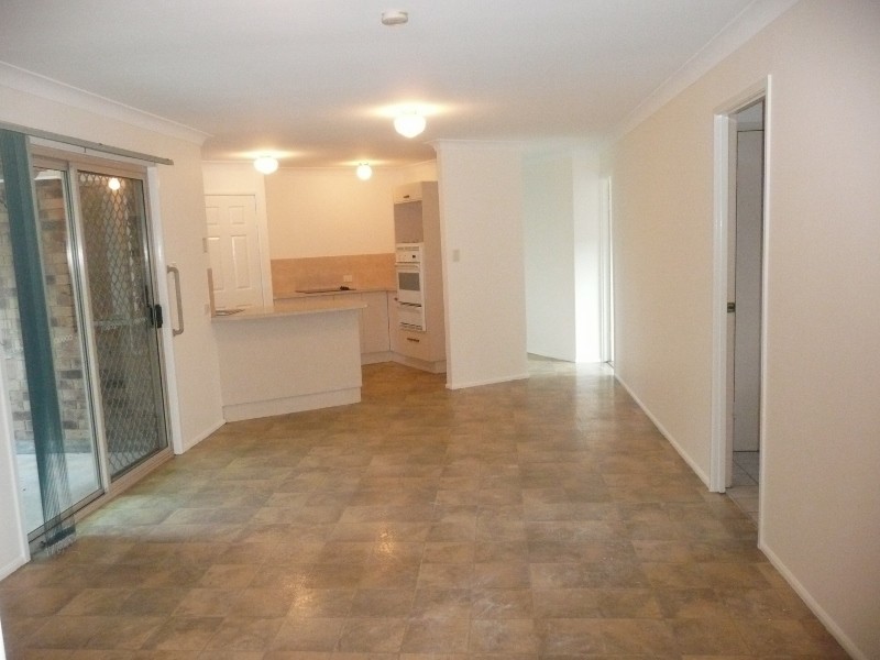 4 Jeanne Drive, Victoria Point QLD 4165