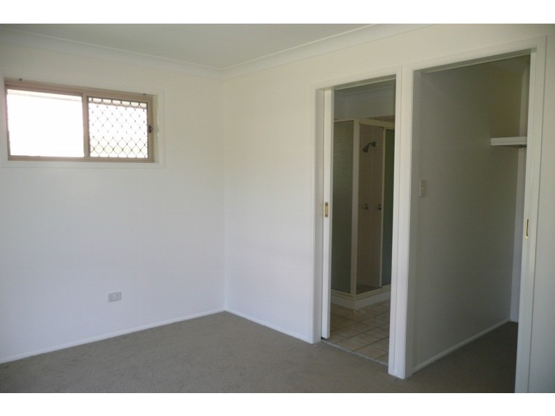 4 Jeanne Drive, Victoria Point QLD 4165