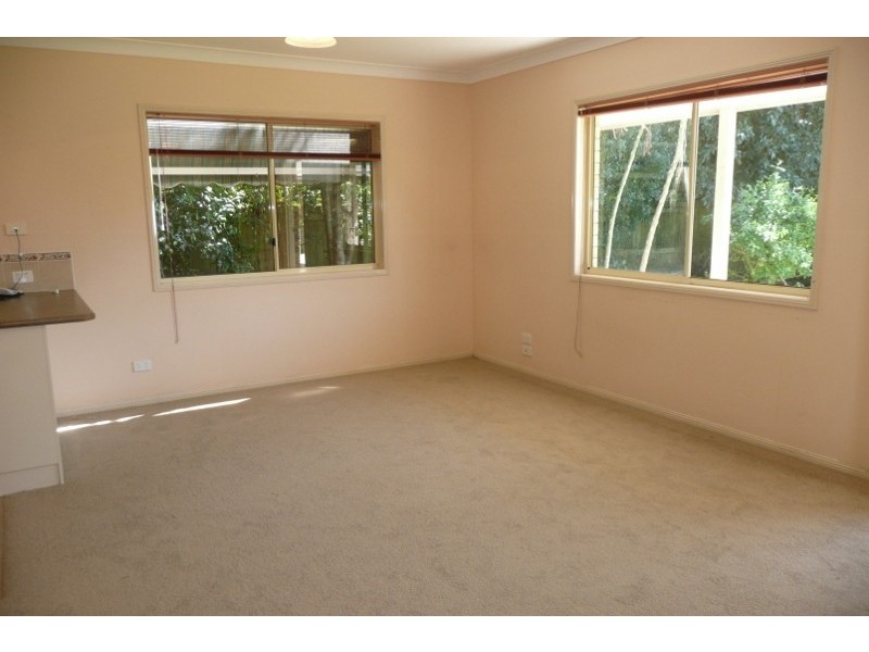 4 Jeanne Drive, Victoria Point QLD 4165