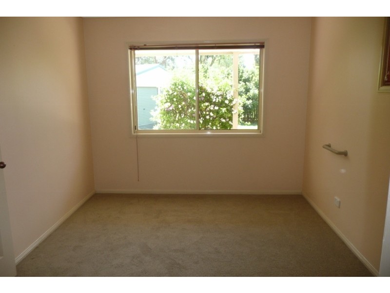 4 Jeanne Drive, Victoria Point QLD 4165