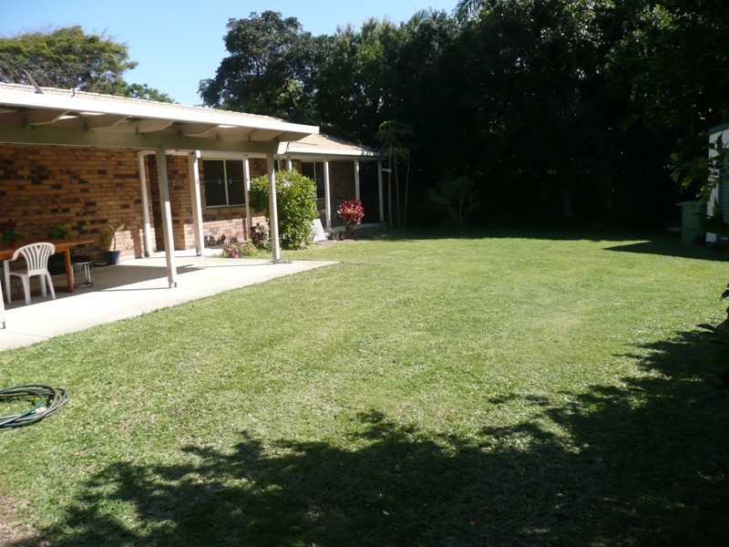 4 Jeanne Drive, Victoria Point QLD 4165