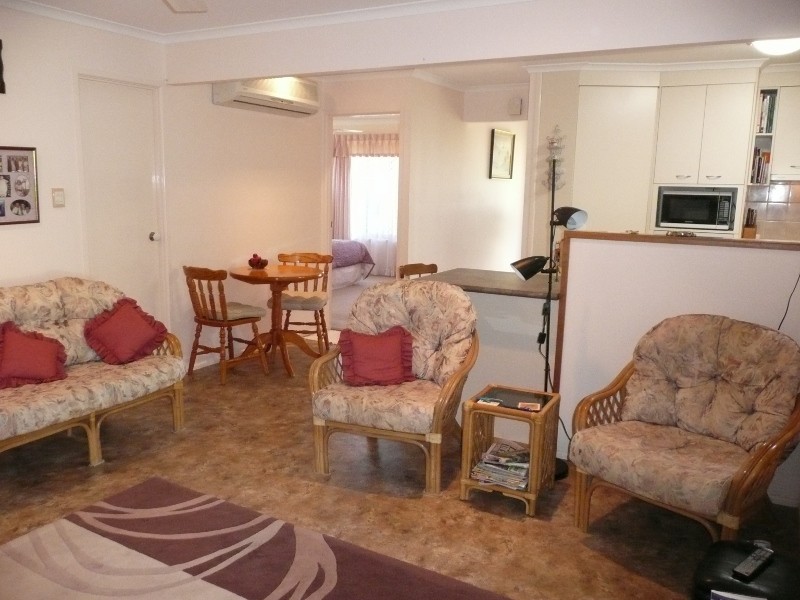 68 Waratah Avenue, Victoria Point QLD 4165