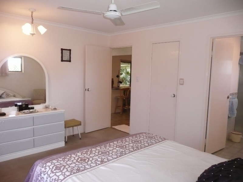 68 Waratah Avenue, Victoria Point QLD 4165