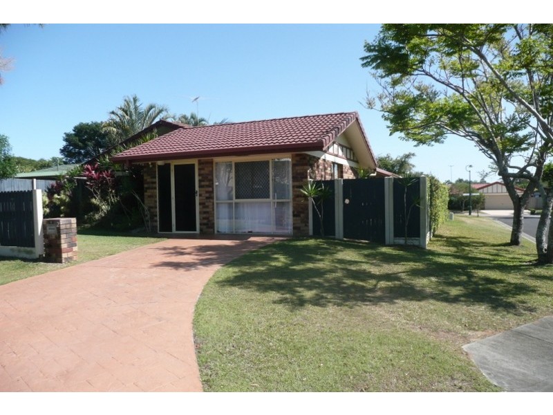 2 Alexander Avenue, Victoria Point QLD 4165