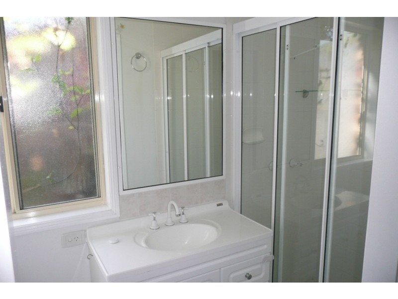 2 Alexander Avenue, Victoria Point QLD 4165