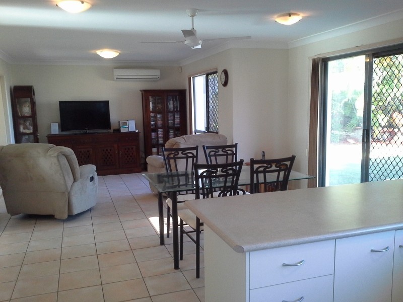 54 Bedarra Street, Redland Bay QLD 4165