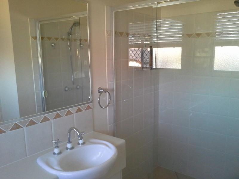 54 Bedarra Street, Redland Bay QLD 4165