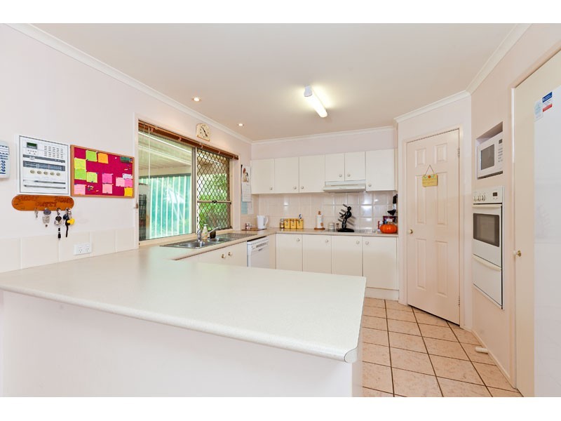 11 Orana Esplanade, Victoria Point QLD 4165