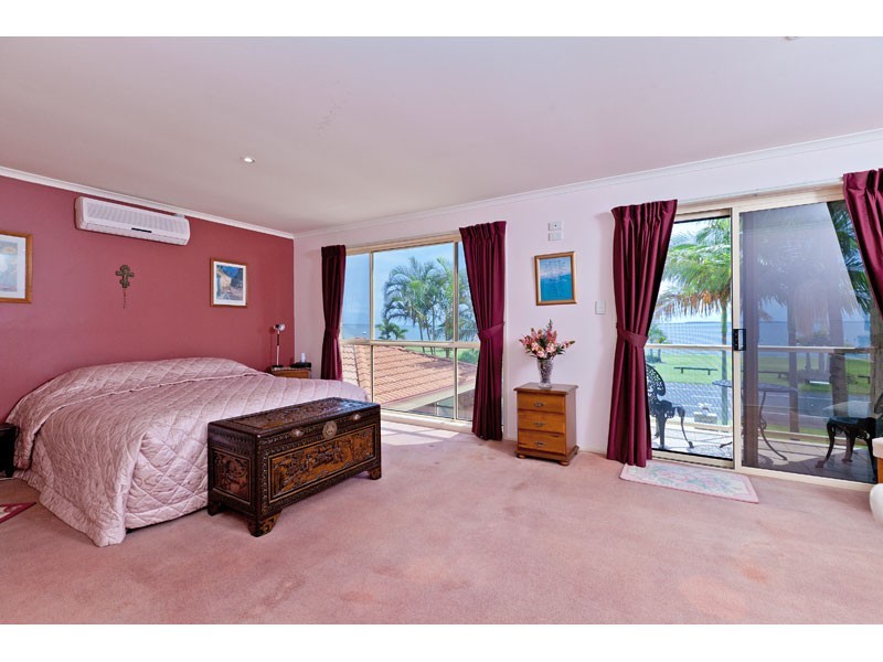 11 Orana Esplanade, Victoria Point QLD 4165