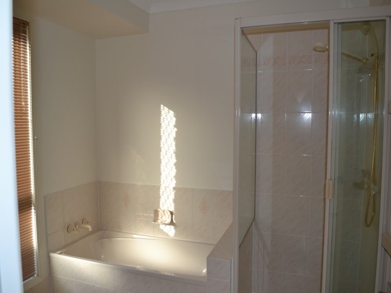 22 Schmidt Street, Victoria Point QLD 4165