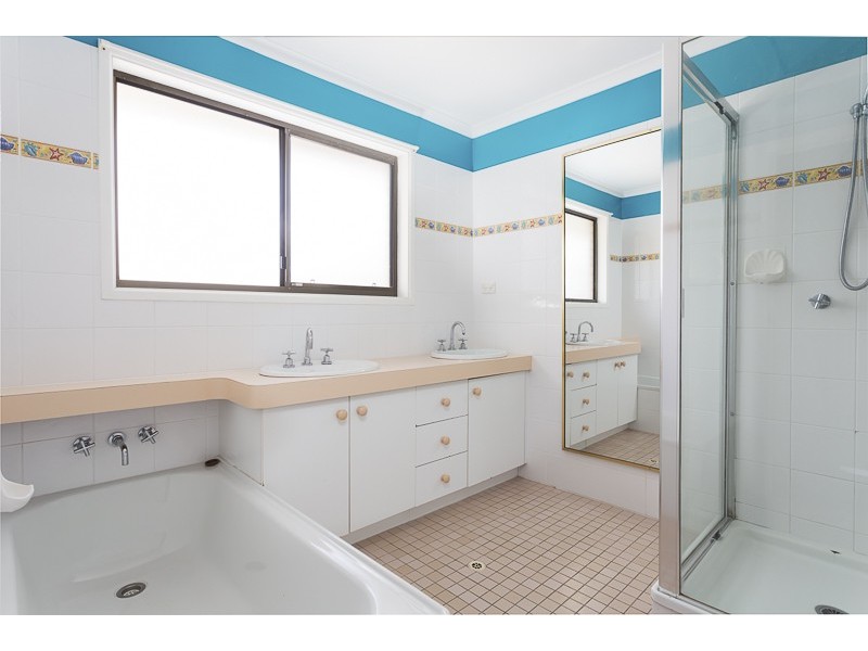 24 Prescoter Drive, Victoria Point QLD 4165
