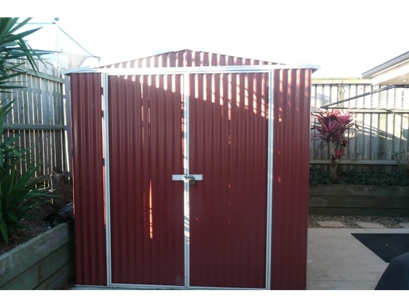 11 Poynter Street, Redland Bay QLD 4165