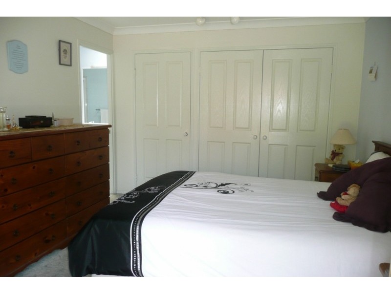 24 Alexander Avenue, Victoria Point QLD 4165