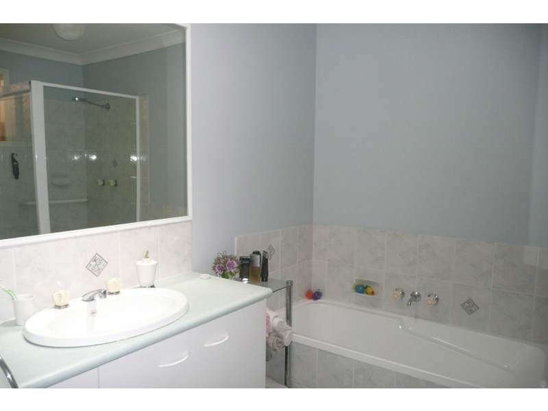 24 Alexander Avenue, Victoria Point QLD 4165